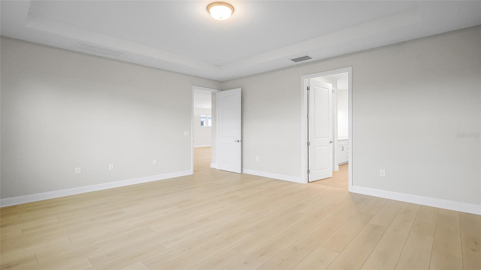 CRESSWIND AT LAKE HARRIS - Residential