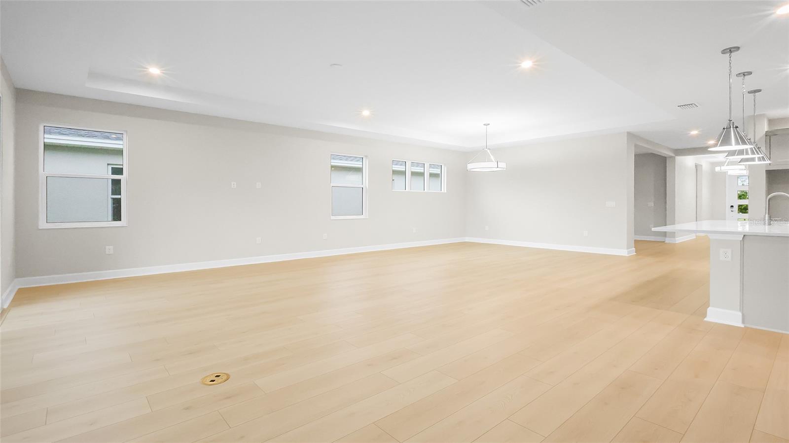 CRESSWIND AT LAKE HARRIS - Residential