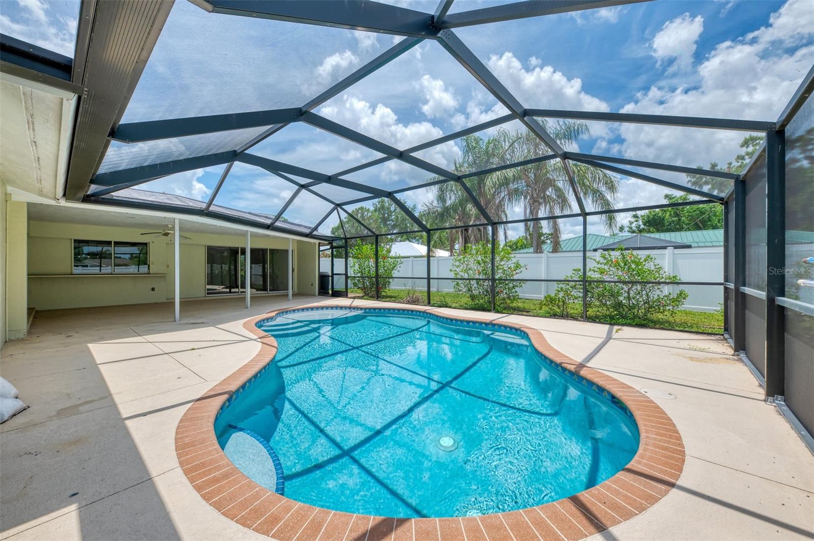 DESOTO LAKES COUNTRY CLUB COLONY 5 - Residential