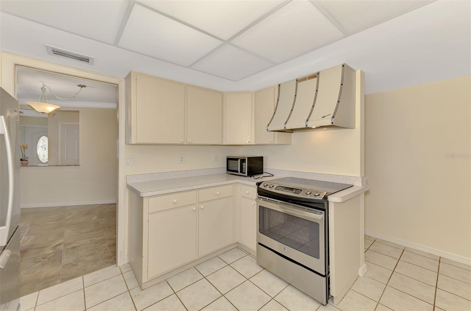 DESOTO LAKES COUNTRY CLUB COLONY 5 - Residential