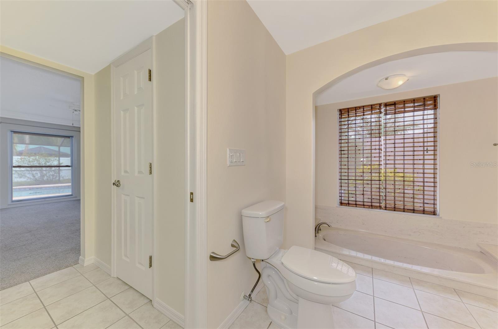 DESOTO LAKES COUNTRY CLUB COLONY 5 - Residential