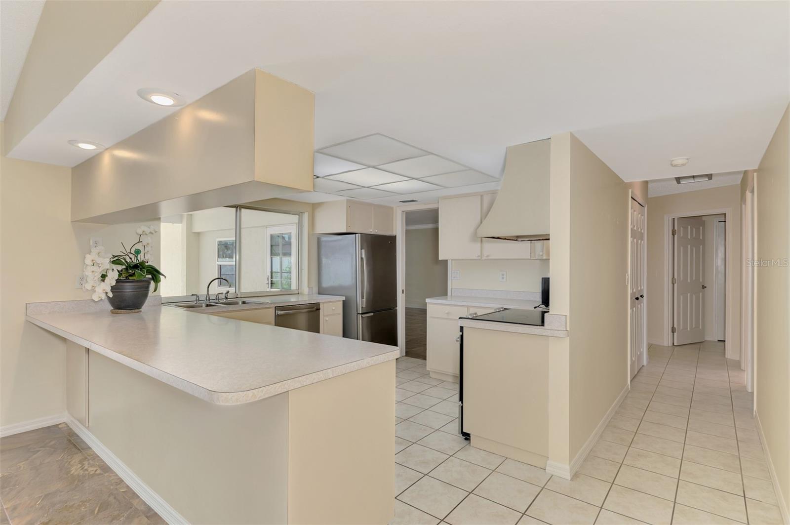 DESOTO LAKES COUNTRY CLUB COLONY 5 - Residential