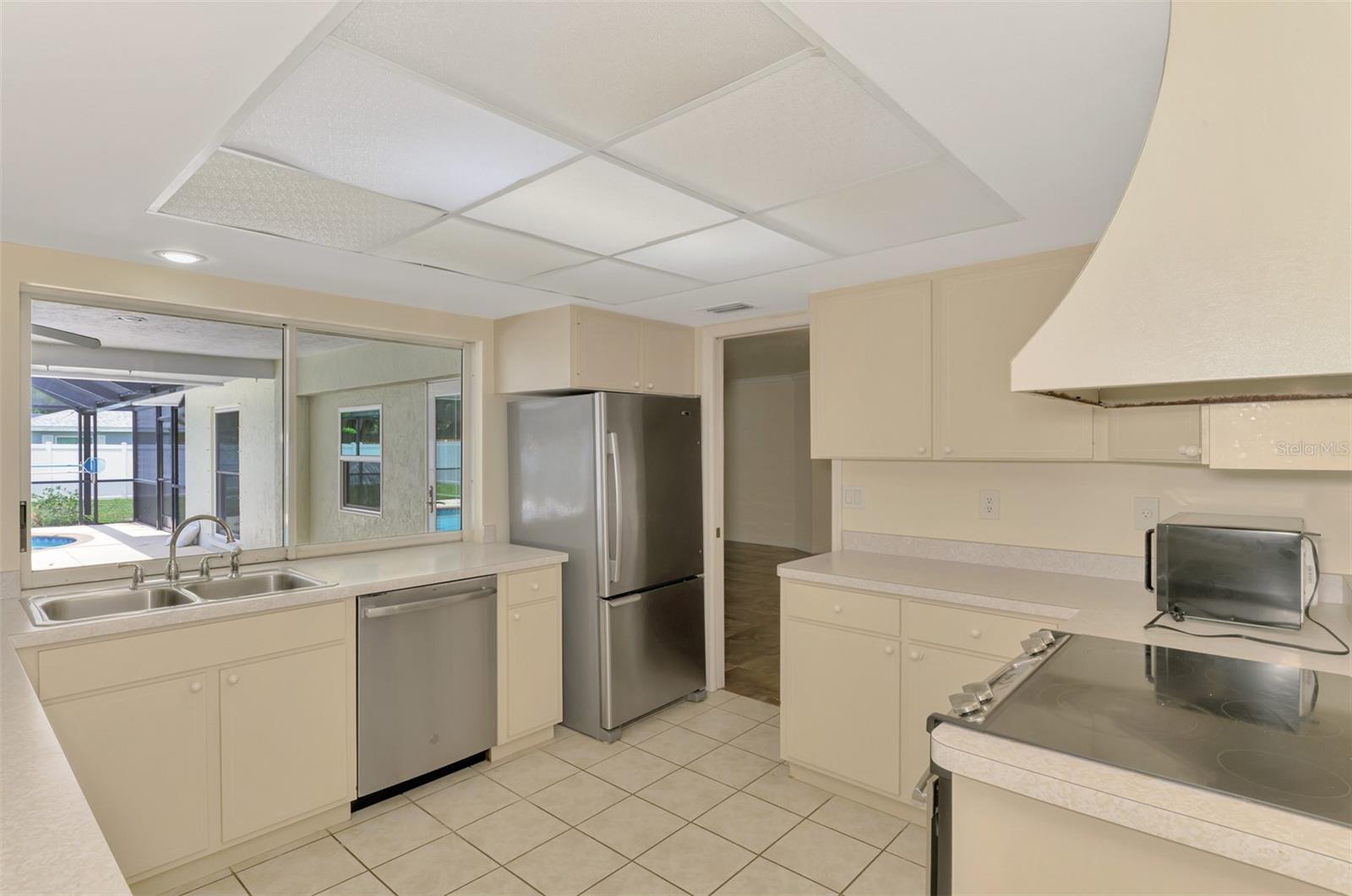 DESOTO LAKES COUNTRY CLUB COLONY 5 - Residential