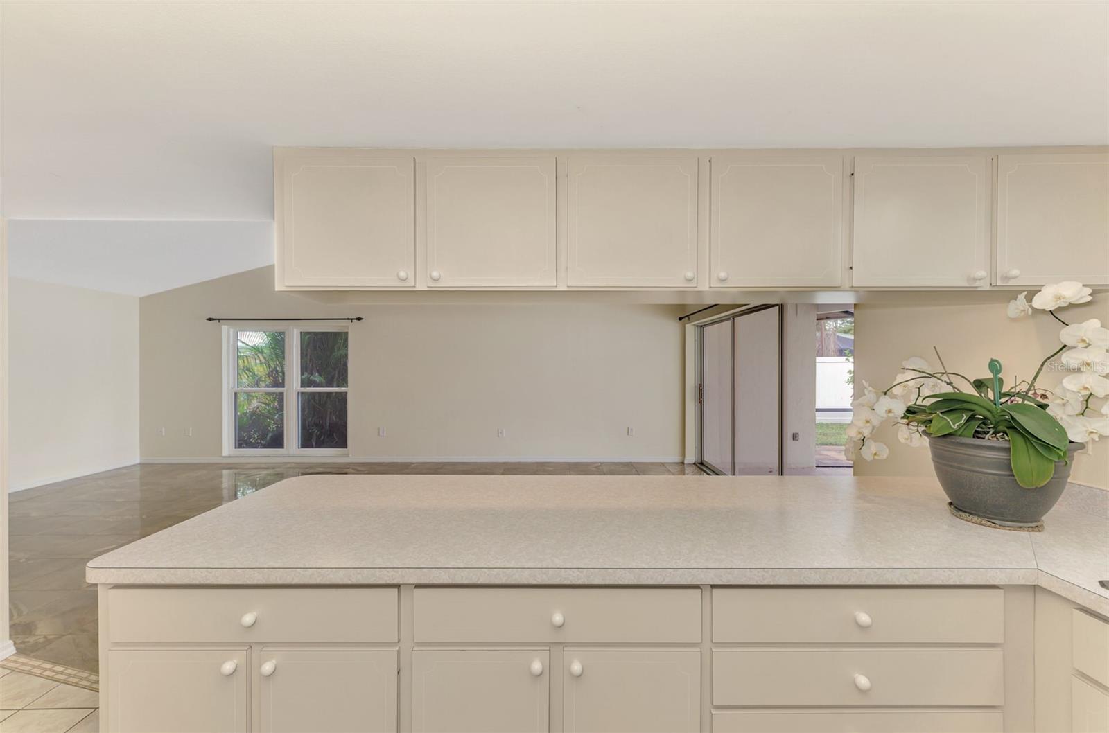 DESOTO LAKES COUNTRY CLUB COLONY 5 - Residential
