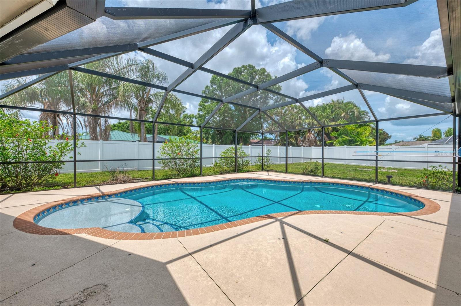 DESOTO LAKES COUNTRY CLUB COLONY 5 - Residential