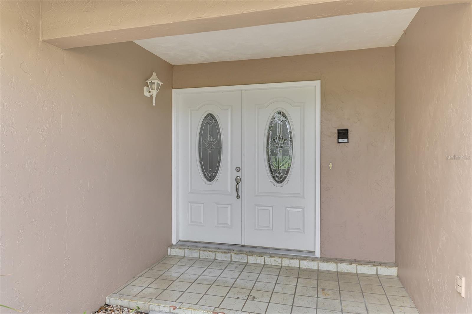 5124 PALM AIRE DRIVE