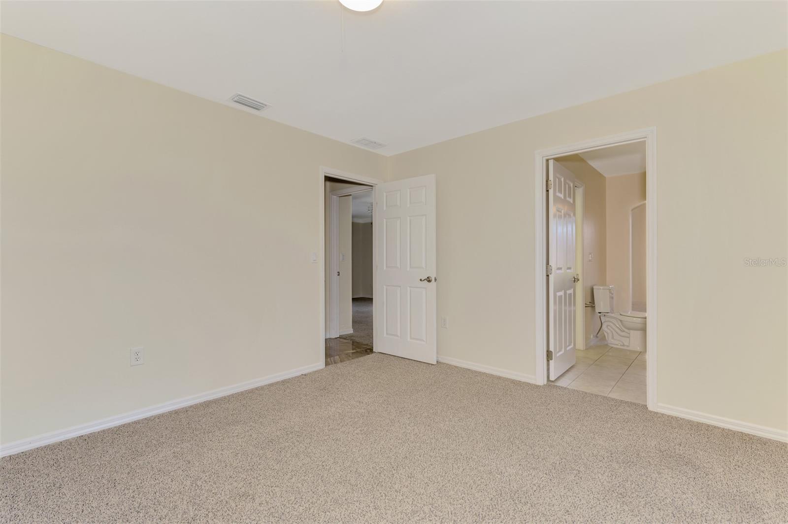 DESOTO LAKES COUNTRY CLUB COLONY 5 - Residential