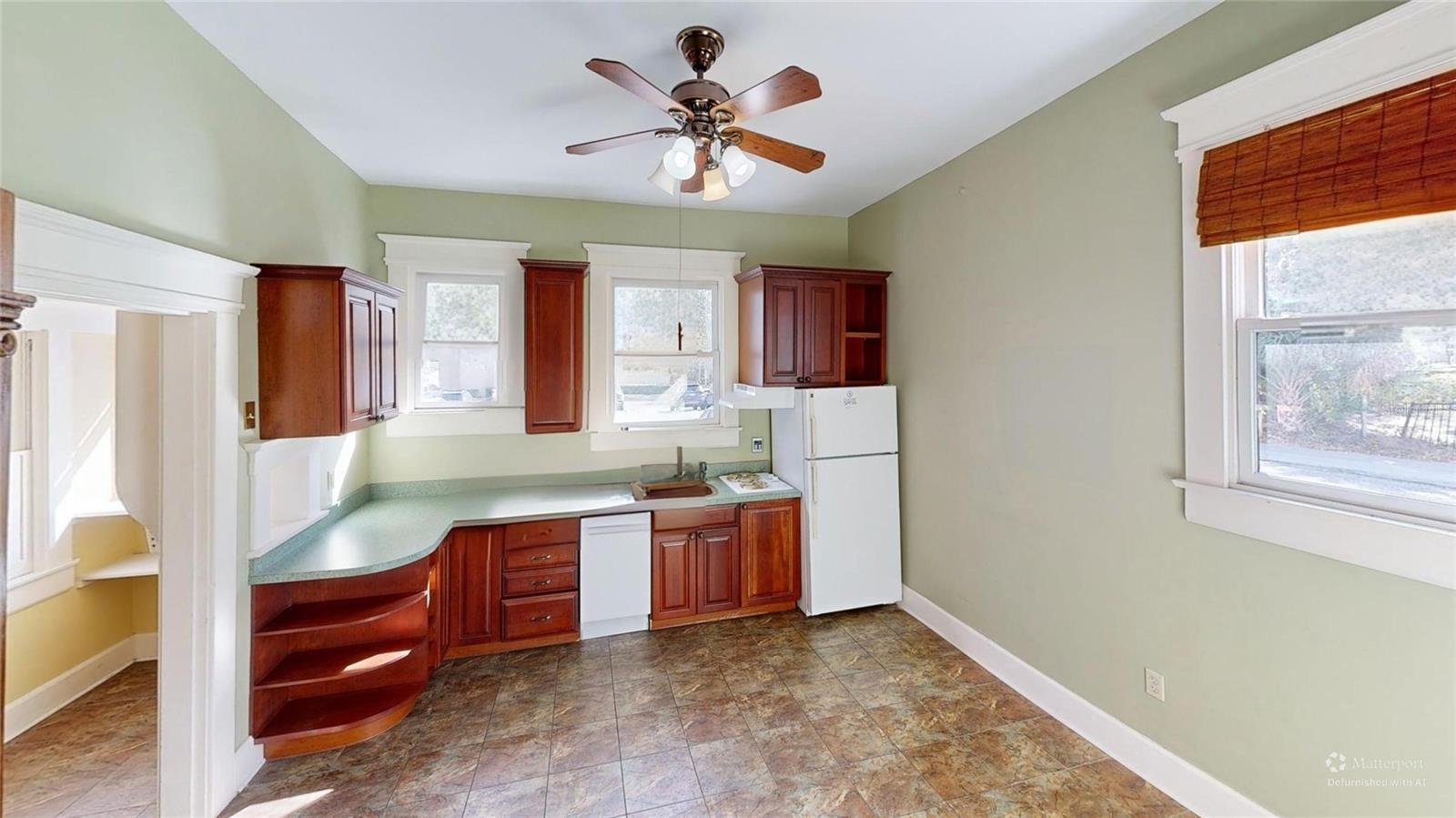 FLOOD & CASONS ADD - Commercial Lease