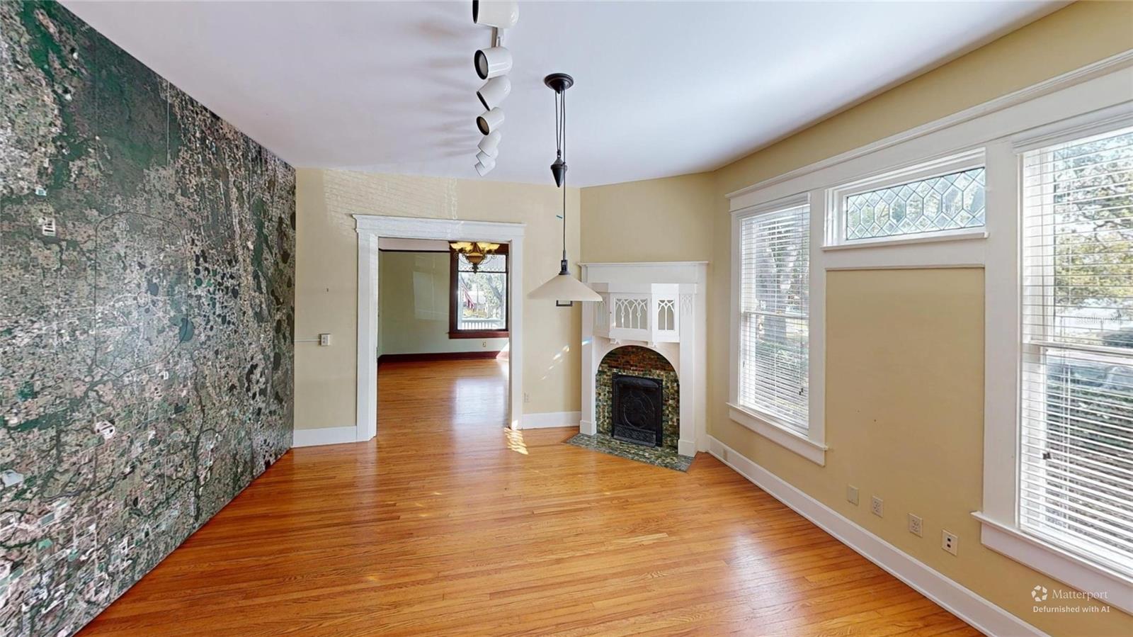 FLOOD & CASONS ADD - Commercial Lease