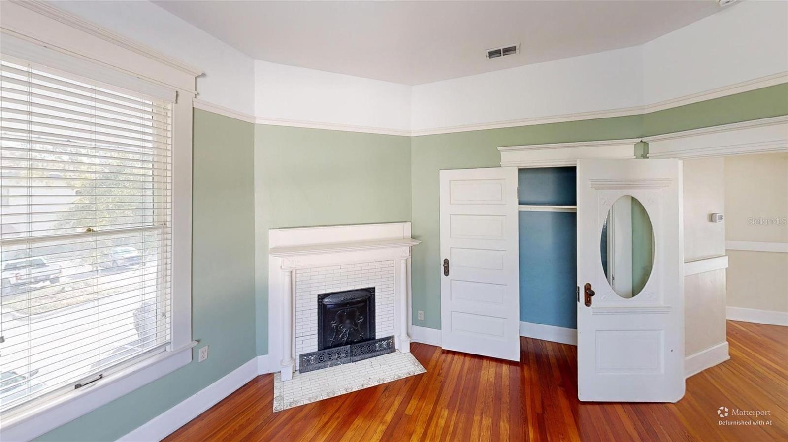 FLOOD & CASONS ADD - Commercial Lease