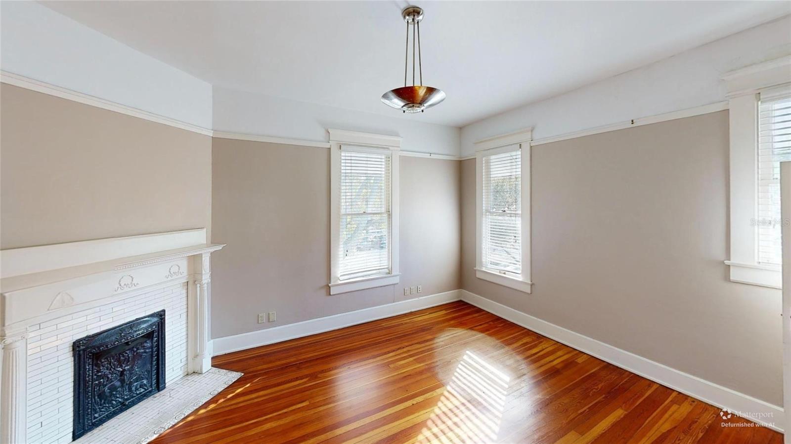 FLOOD & CASONS ADD - Commercial Lease