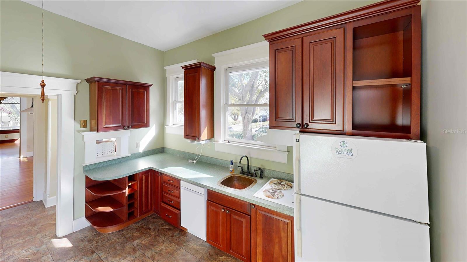 FLOOD & CASONS ADD - Commercial Lease