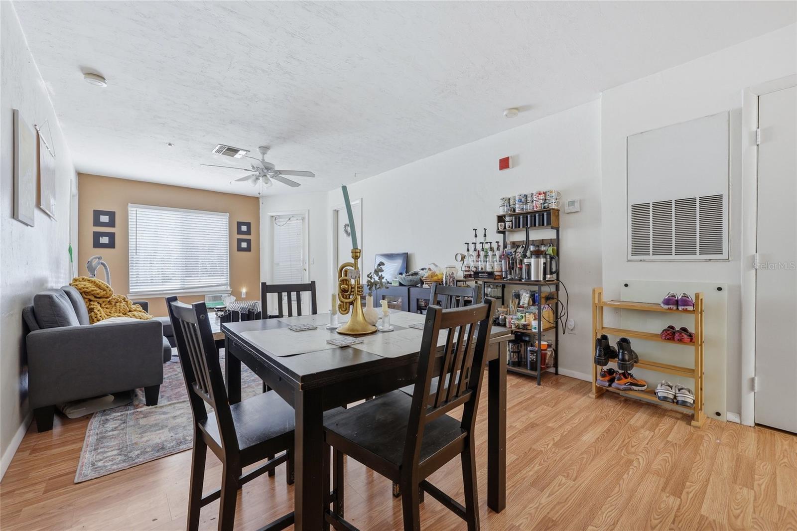 COUNTRYSIDE UNIVERSITY - Residential