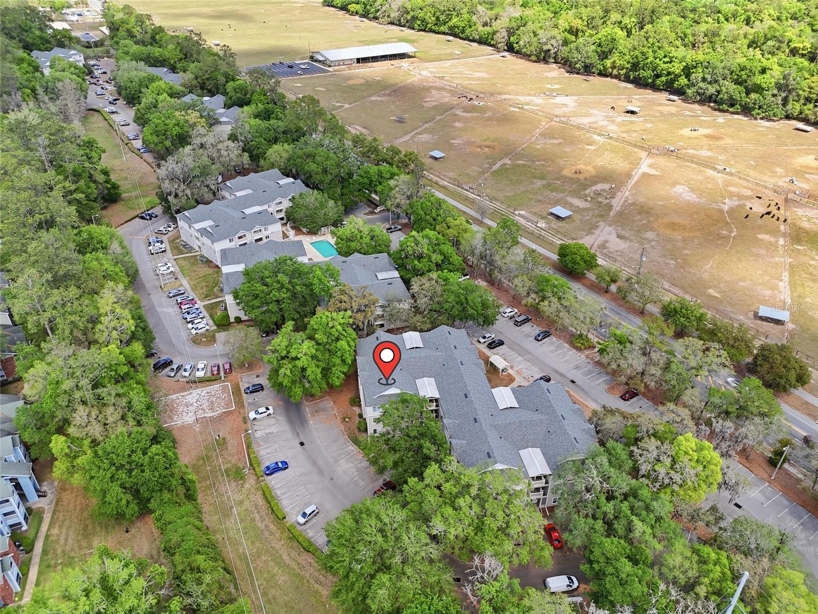 COUNTRYSIDE UNIVERSITY - Residential