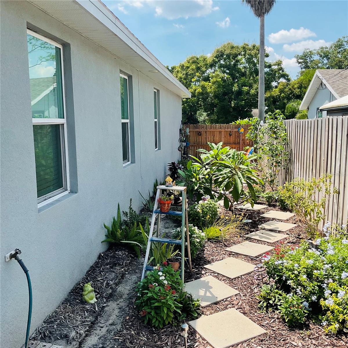 DUNDEE - Residential