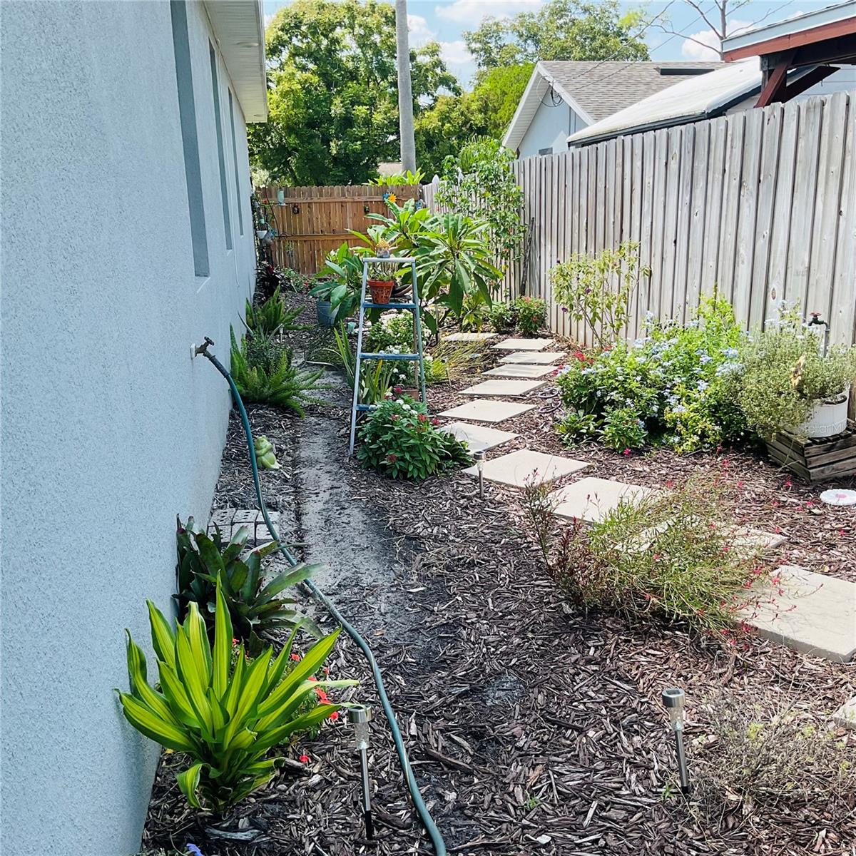 DUNDEE - Residential