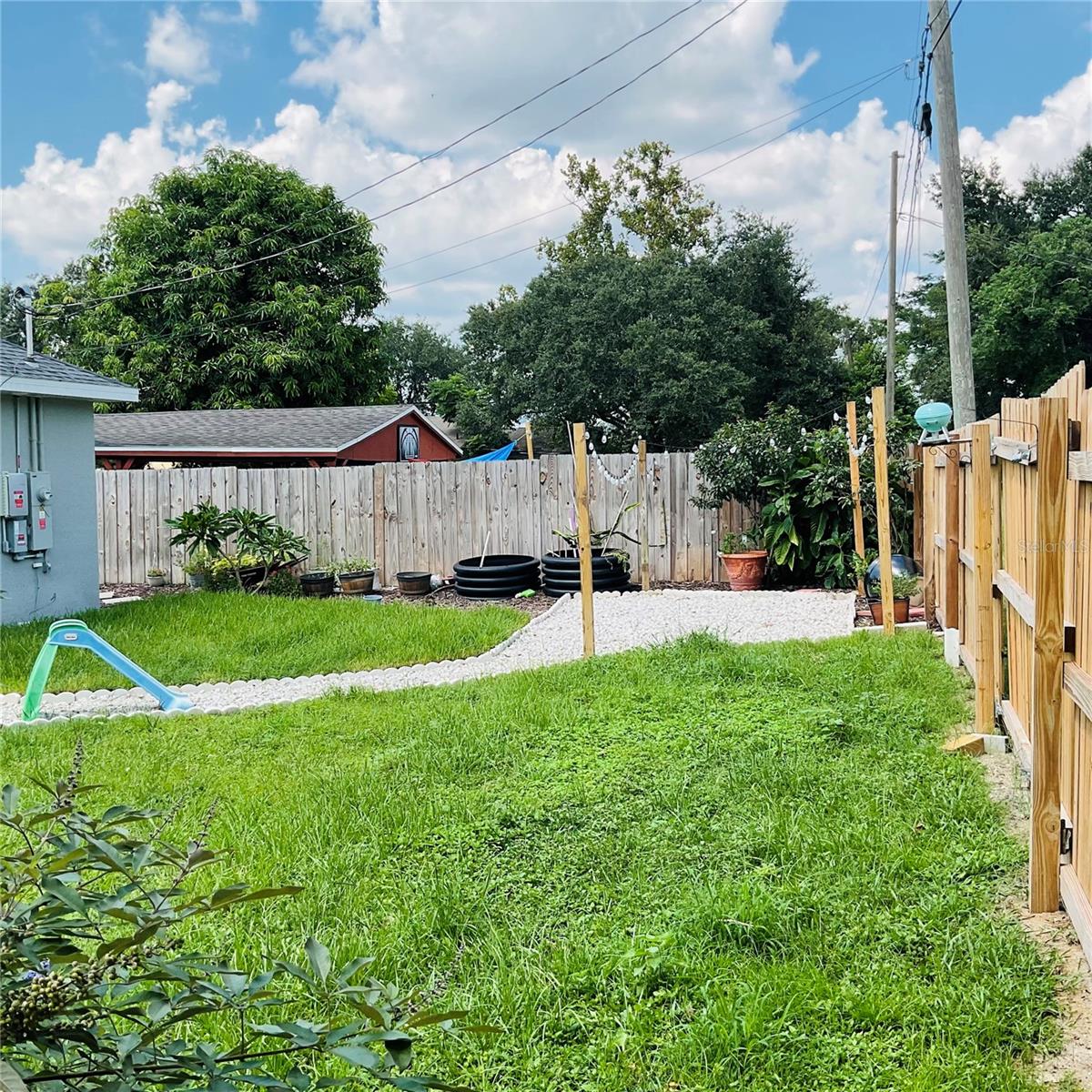 DUNDEE - Residential