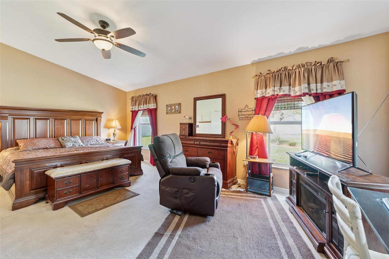 CHALET ESTATES - Residential