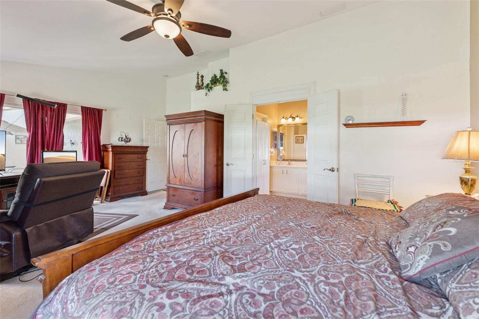 CHALET ESTATES - Residential