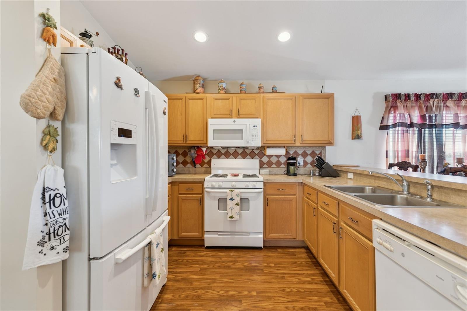 CHALET ESTATES - Residential