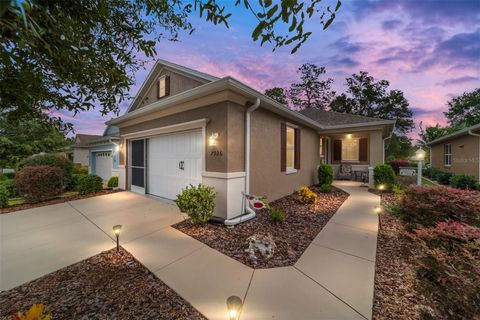 Photo of 7926 SW 87th Loop, Ocala, FL 34476 (MLS # OM711099)