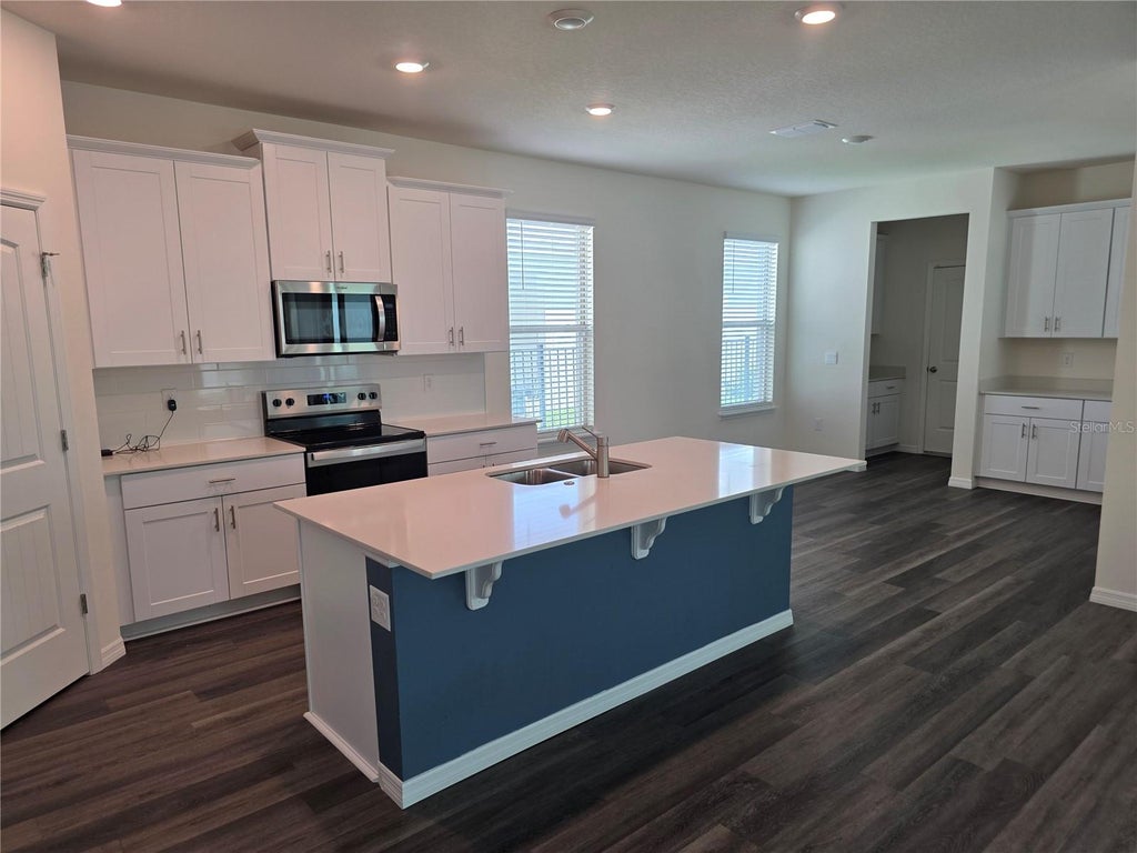 Photo of 11170 Hollow Bay Drive, Winter Garden, FL 34787 (MLS # O6414335)