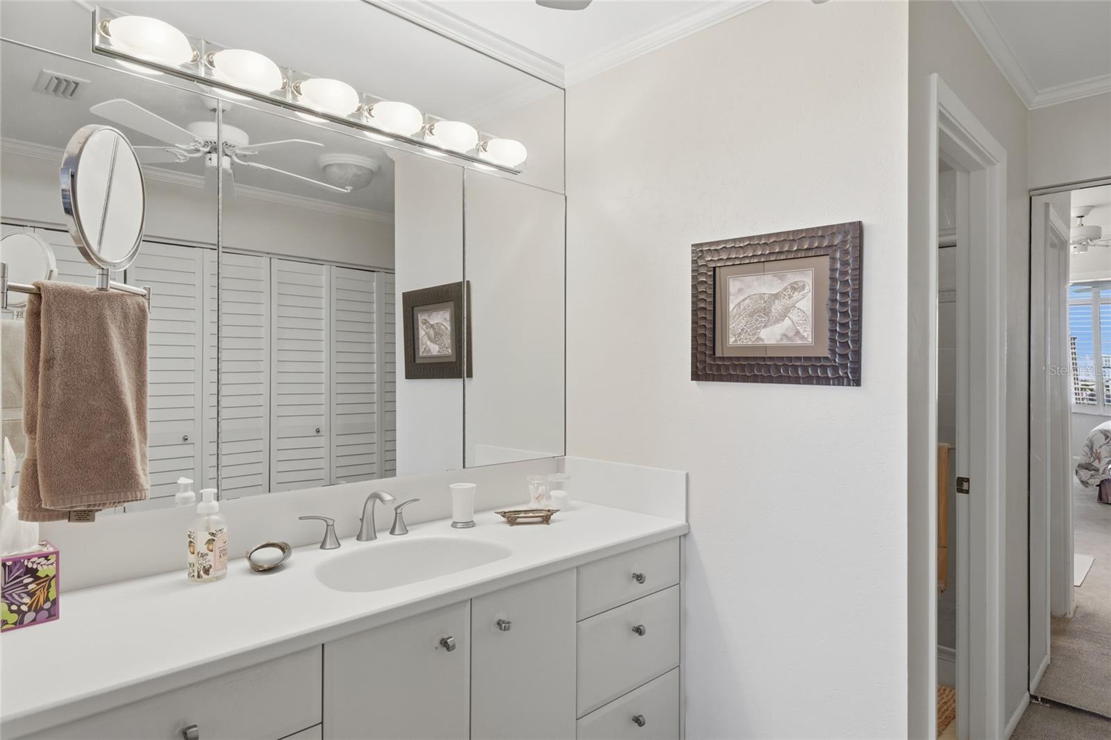 SEAPLACE III - Residential