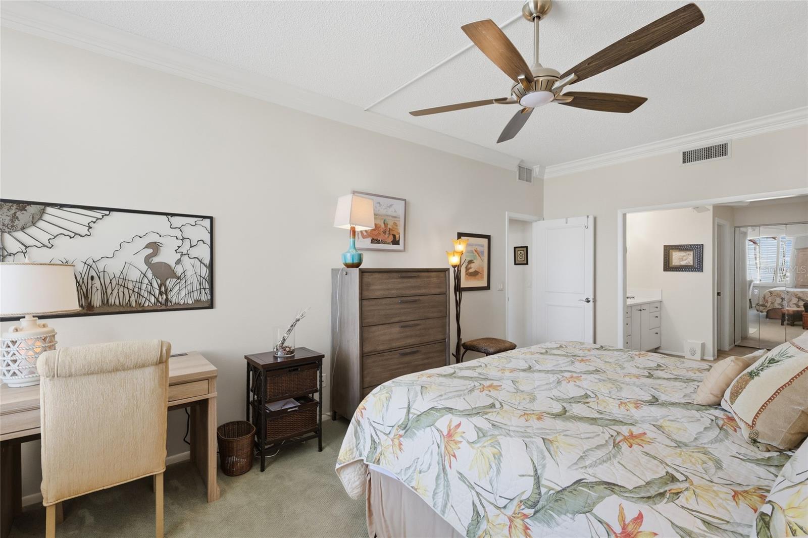 SEAPLACE III - Residential