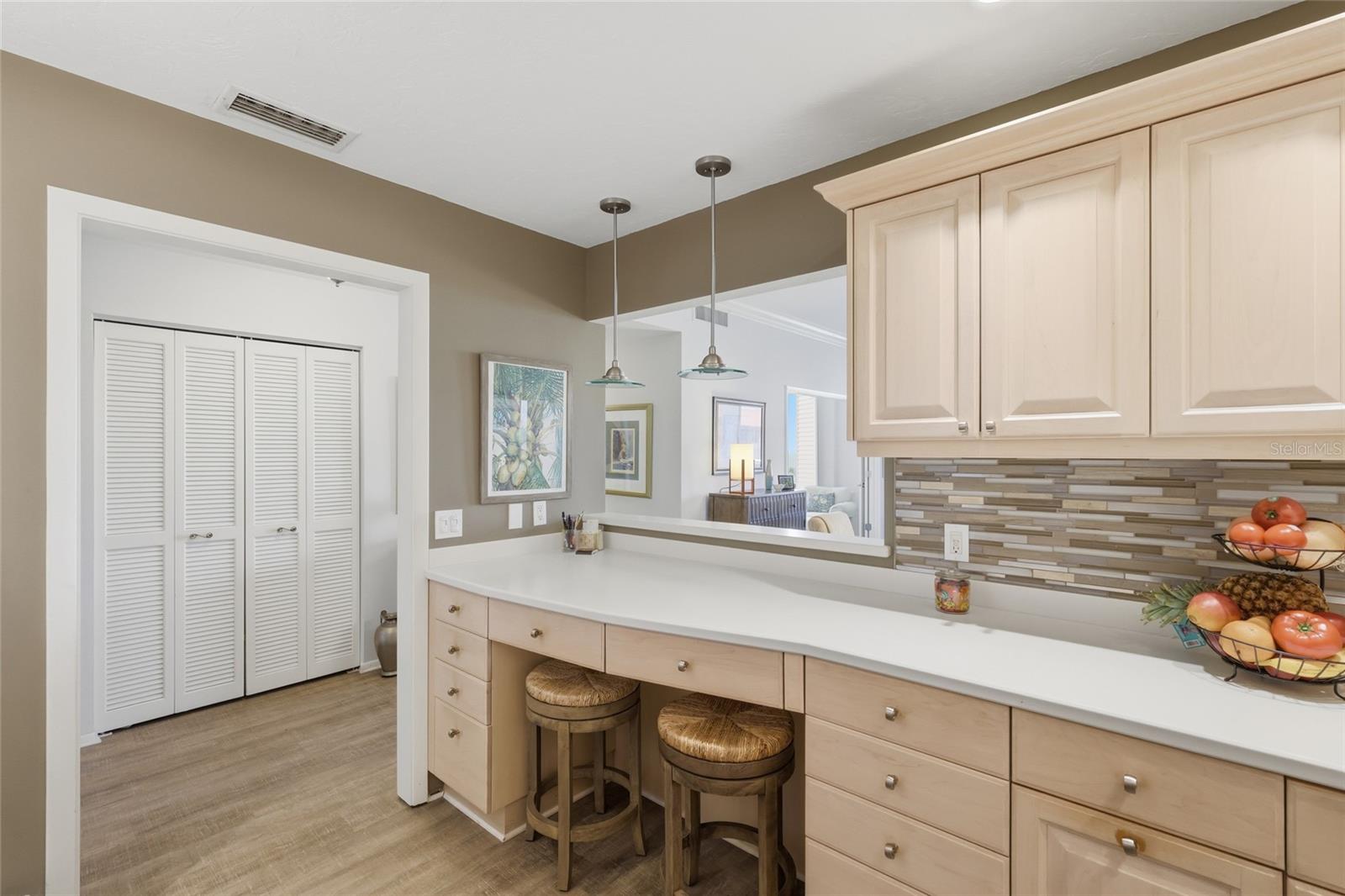 SEAPLACE III - Residential