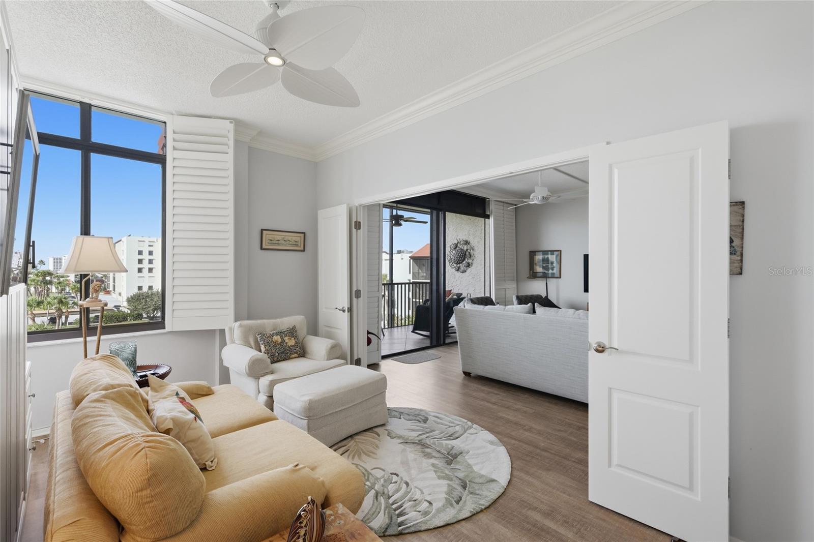 SEAPLACE III - Residential