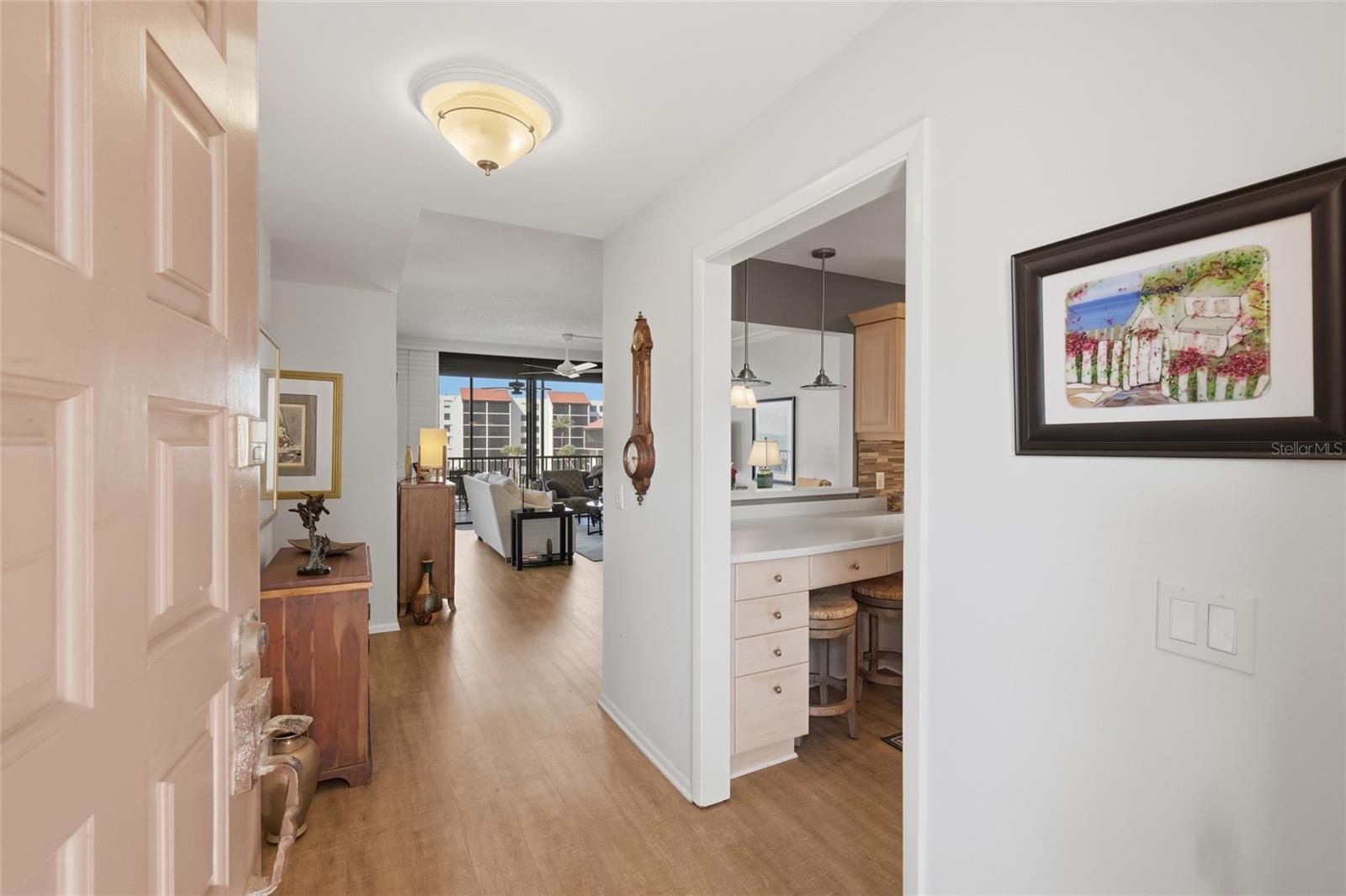 SEAPLACE III - Residential