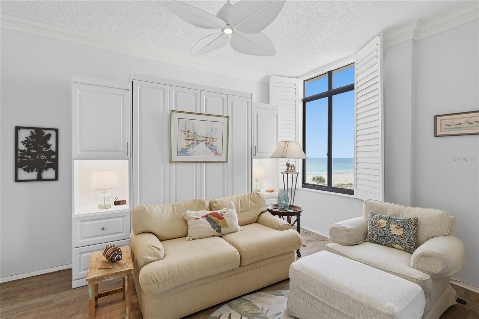 SEAPLACE III - Residential