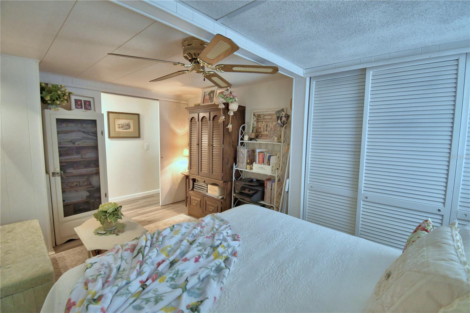 ARIANA SHORES MHP - Residential