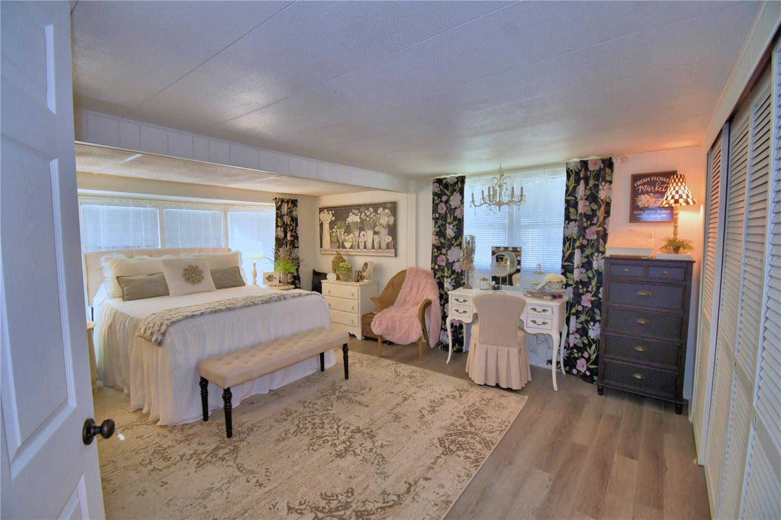 ARIANA SHORES MHP - Residential