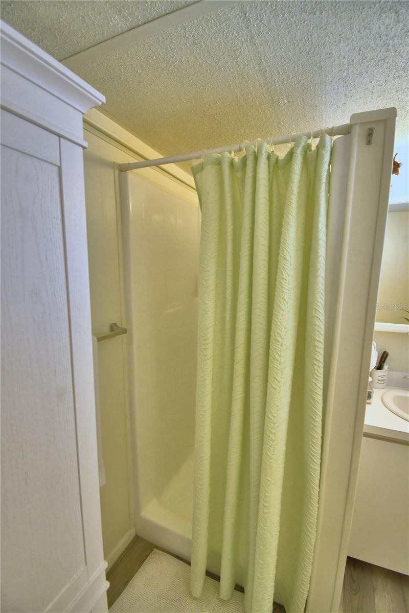 ARIANA SHORES MHP - Residential