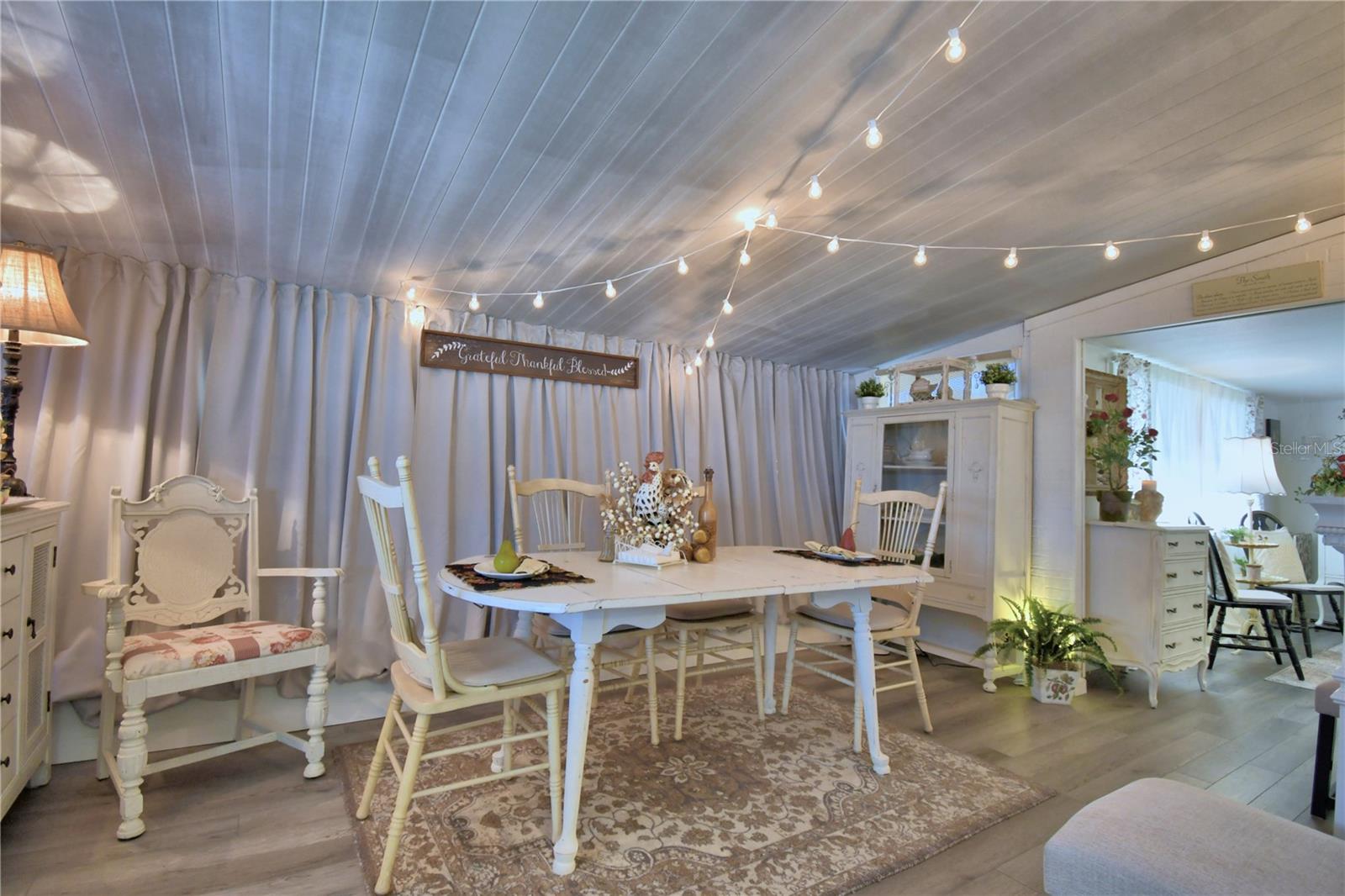 ARIANA SHORES MHP - Residential