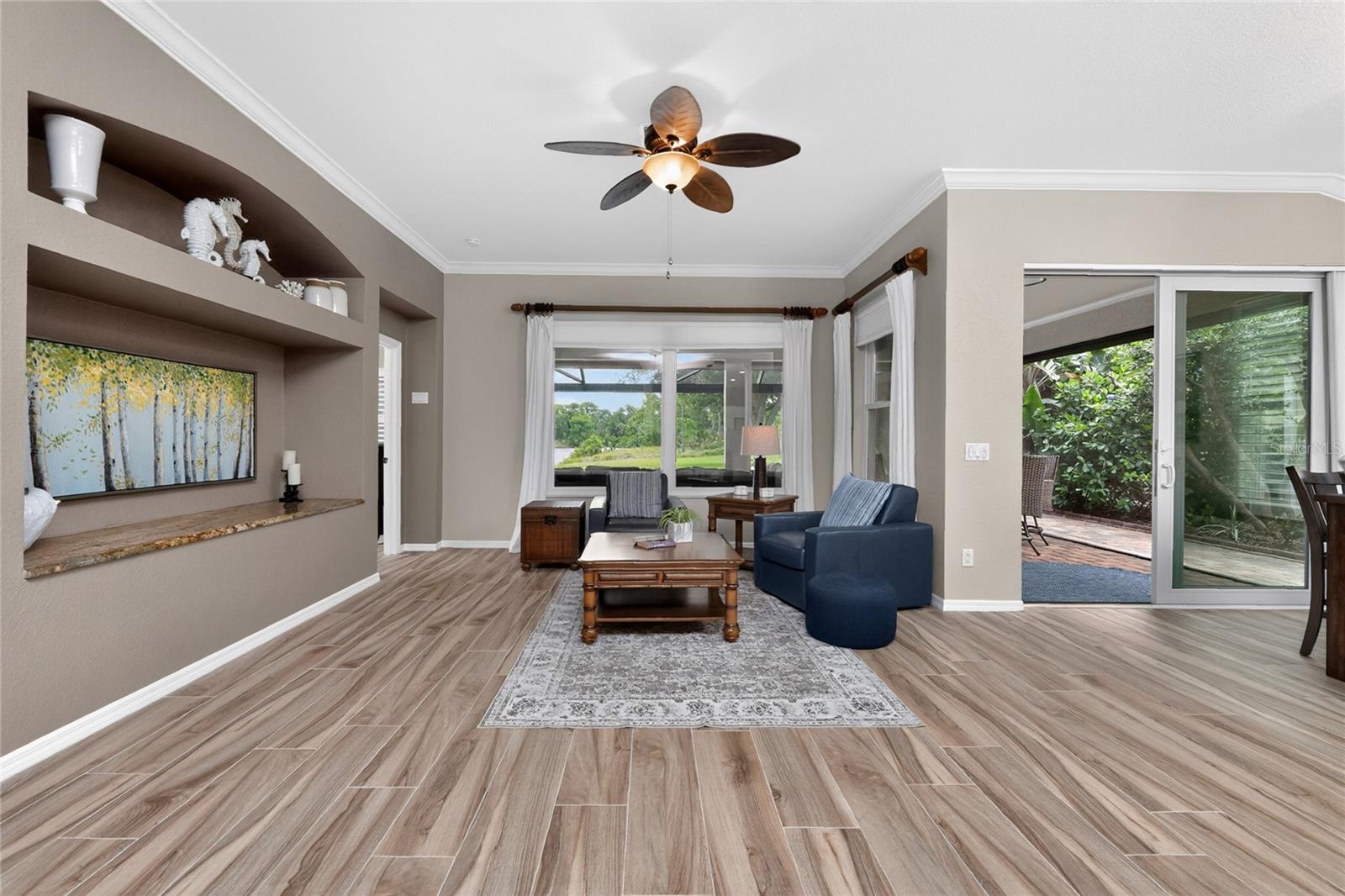 COURTSIDE LANDINGS LAND CONDO - Residential