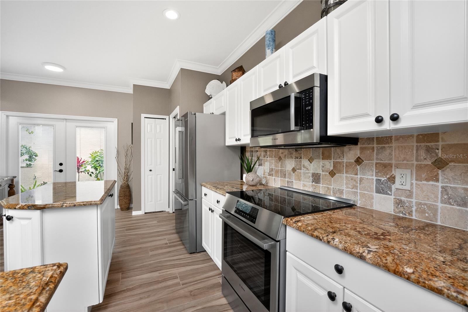 COURTSIDE LANDINGS LAND CONDO - Residential
