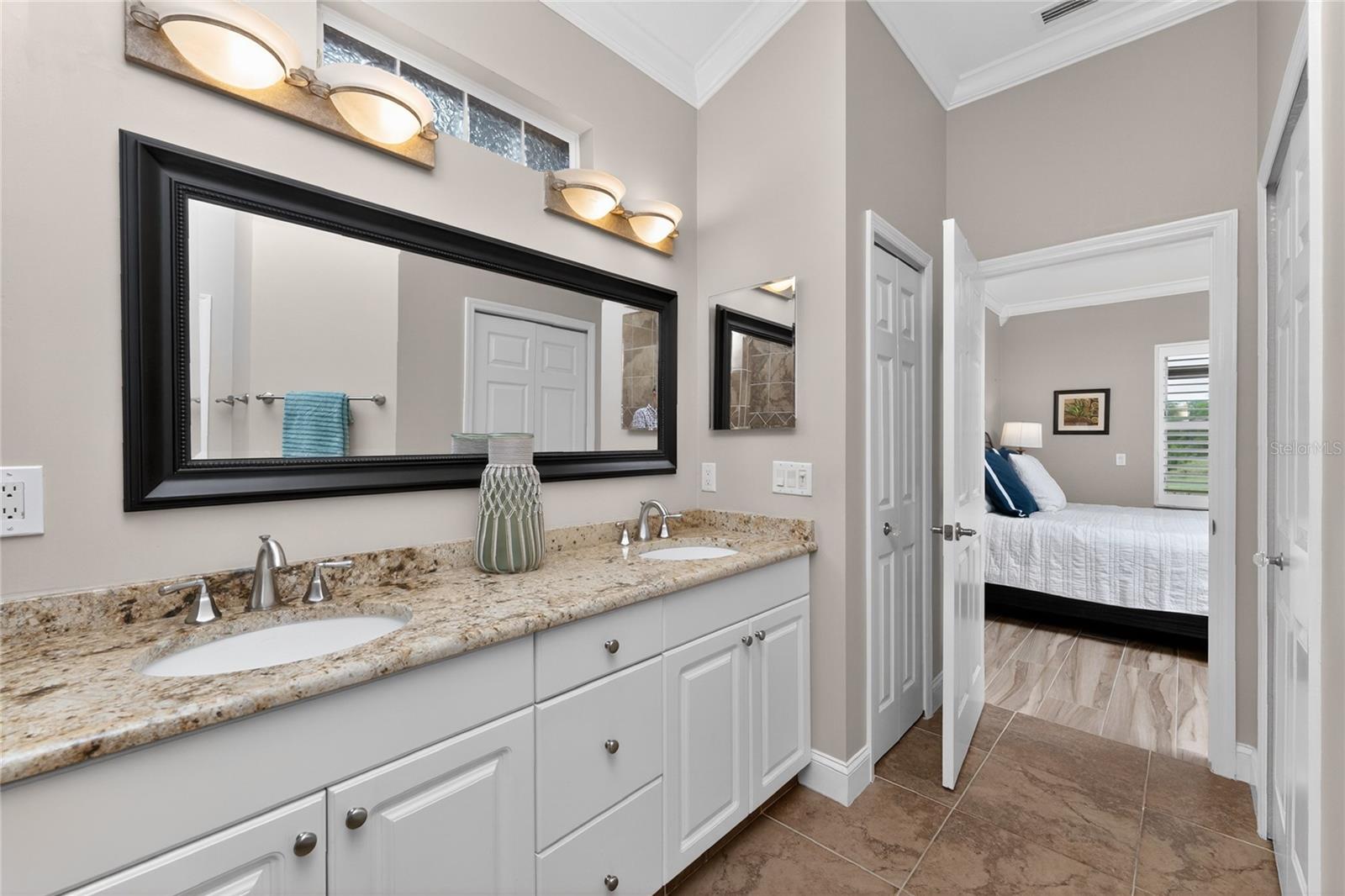 COURTSIDE LANDINGS LAND CONDO - Residential