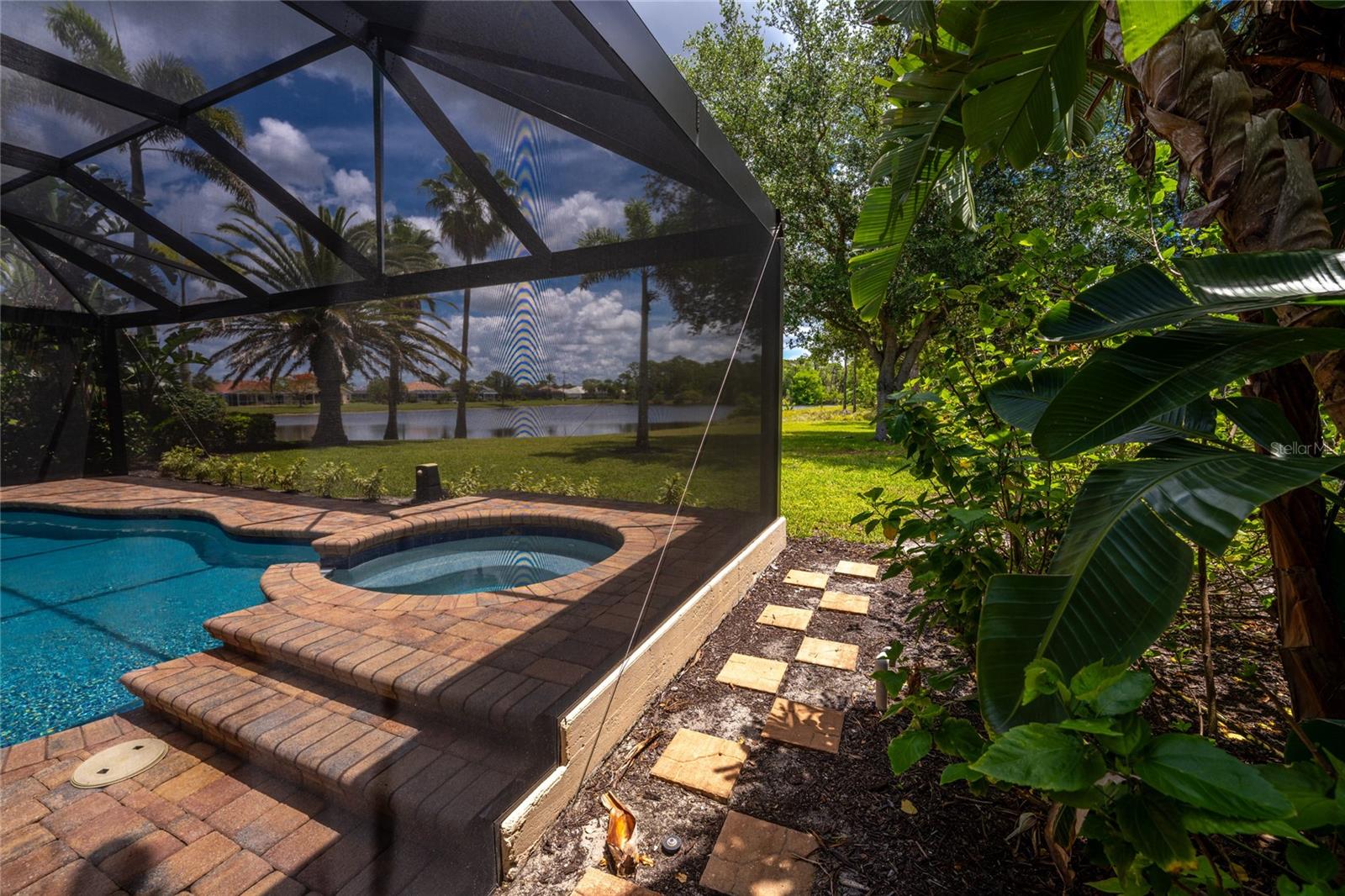 COURTSIDE LANDINGS LAND CONDO - Residential