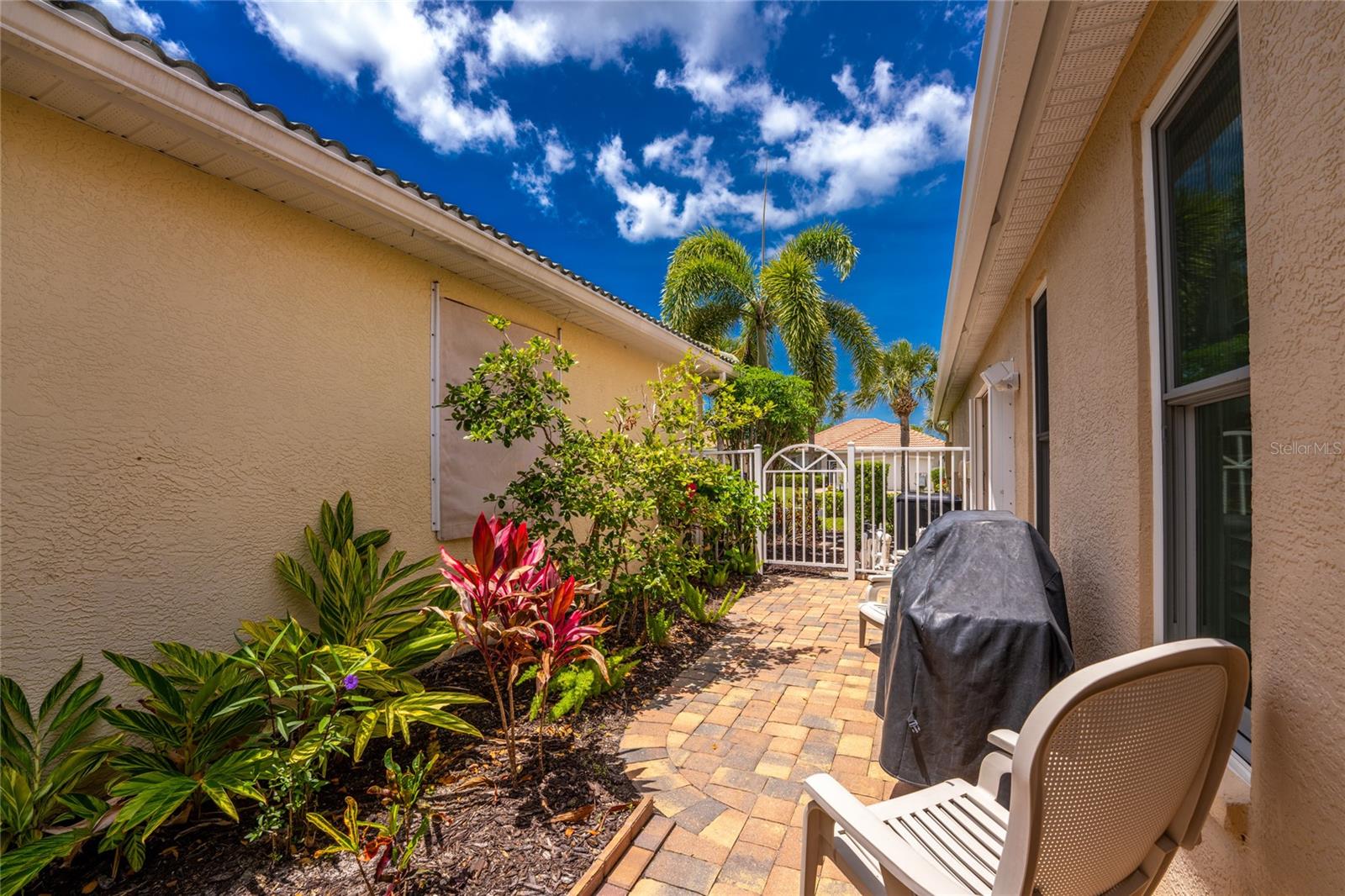 COURTSIDE LANDINGS LAND CONDO - Residential
