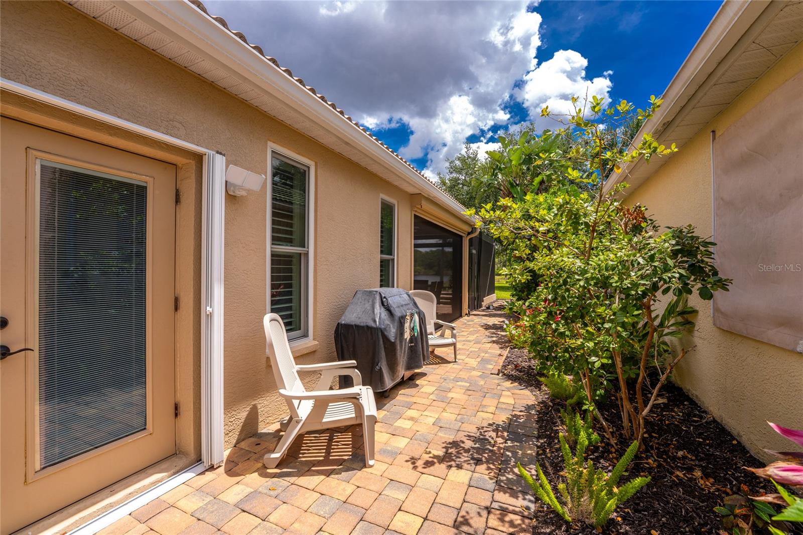 COURTSIDE LANDINGS LAND CONDO - Residential
