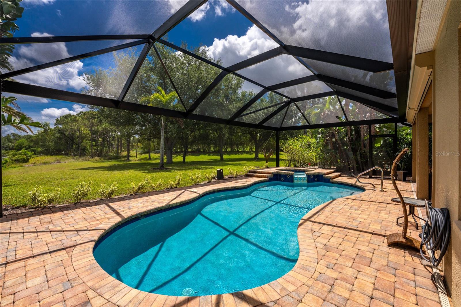 COURTSIDE LANDINGS LAND CONDO - Residential