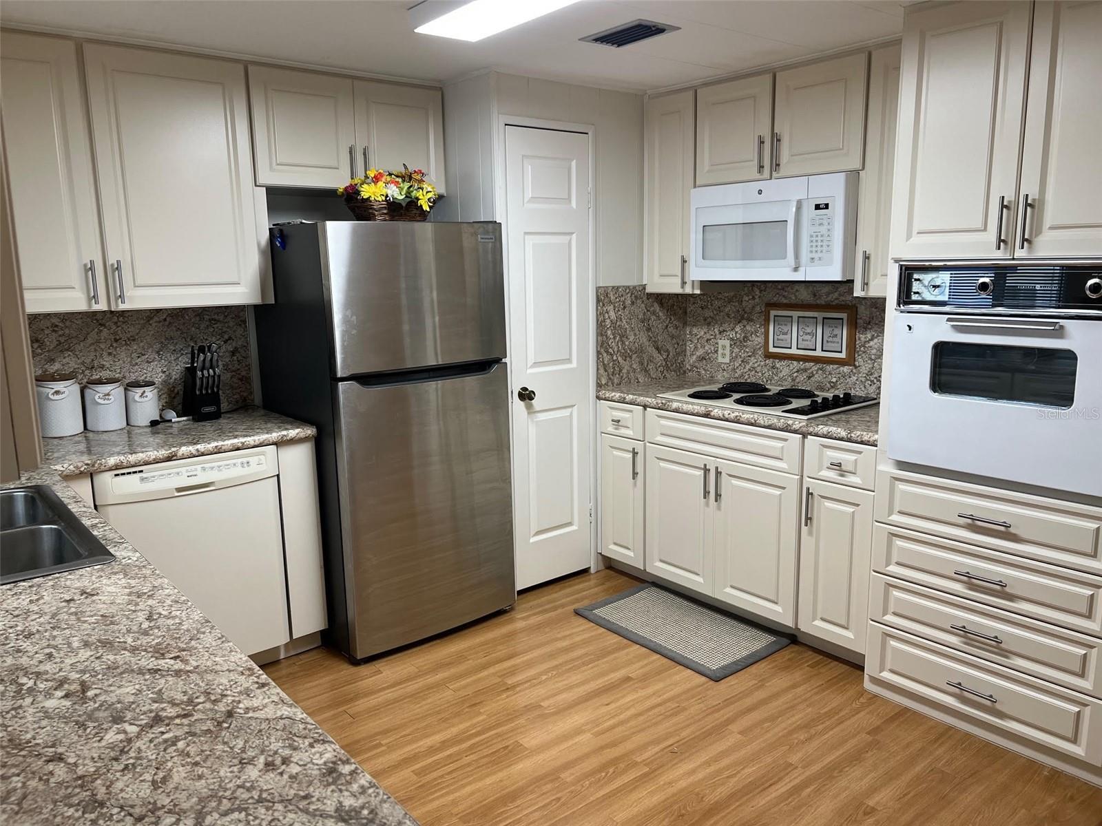 PALM HILL MOBILE HOME PARK UNREC - Residential