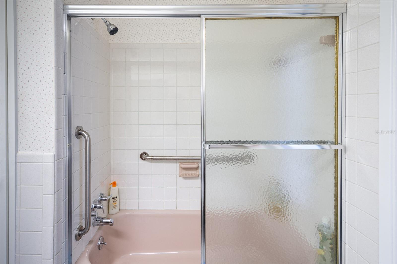 ROLLING HEIGHTS - Residential