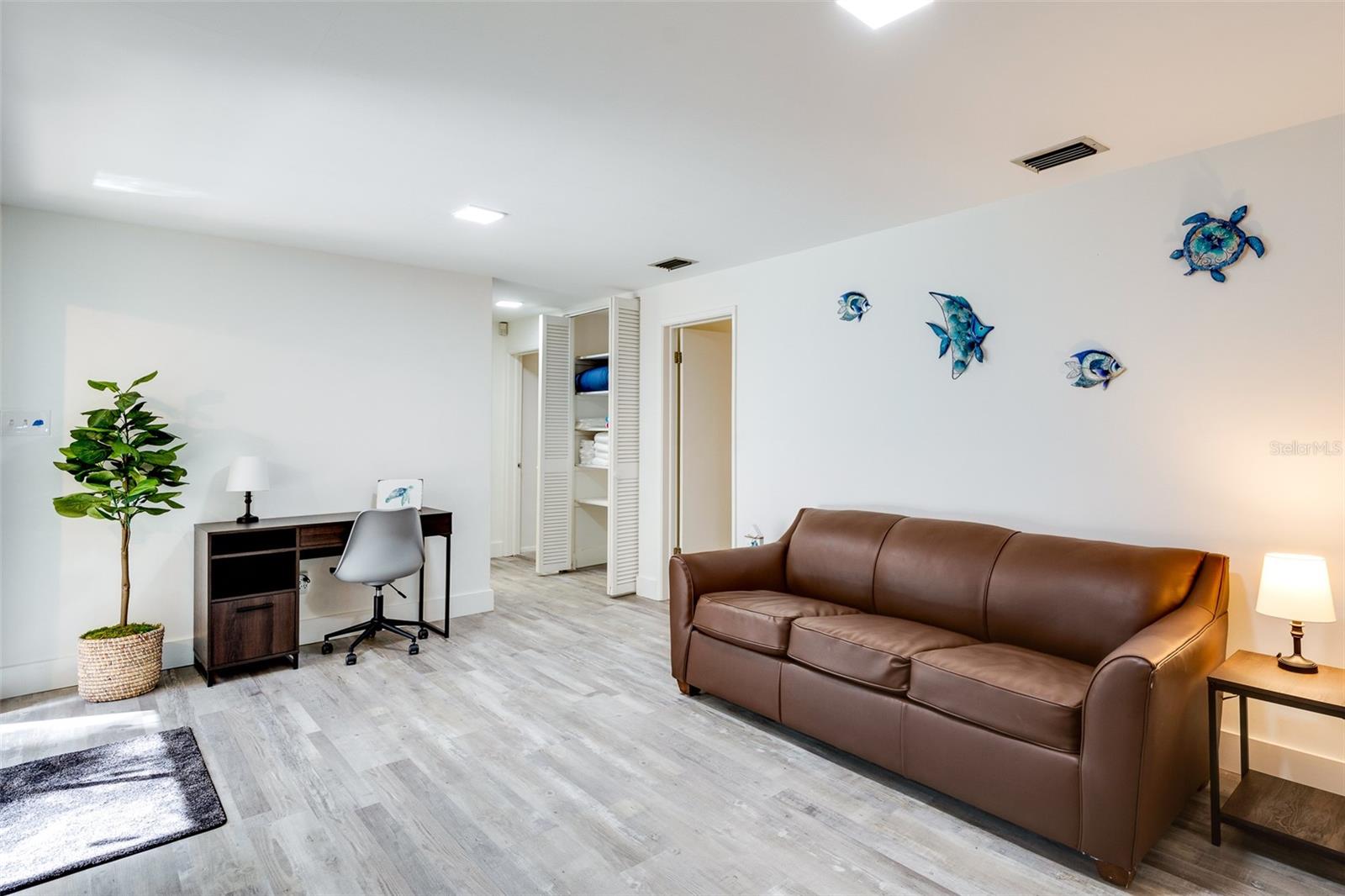 ROLLING HEIGHTS - Residential