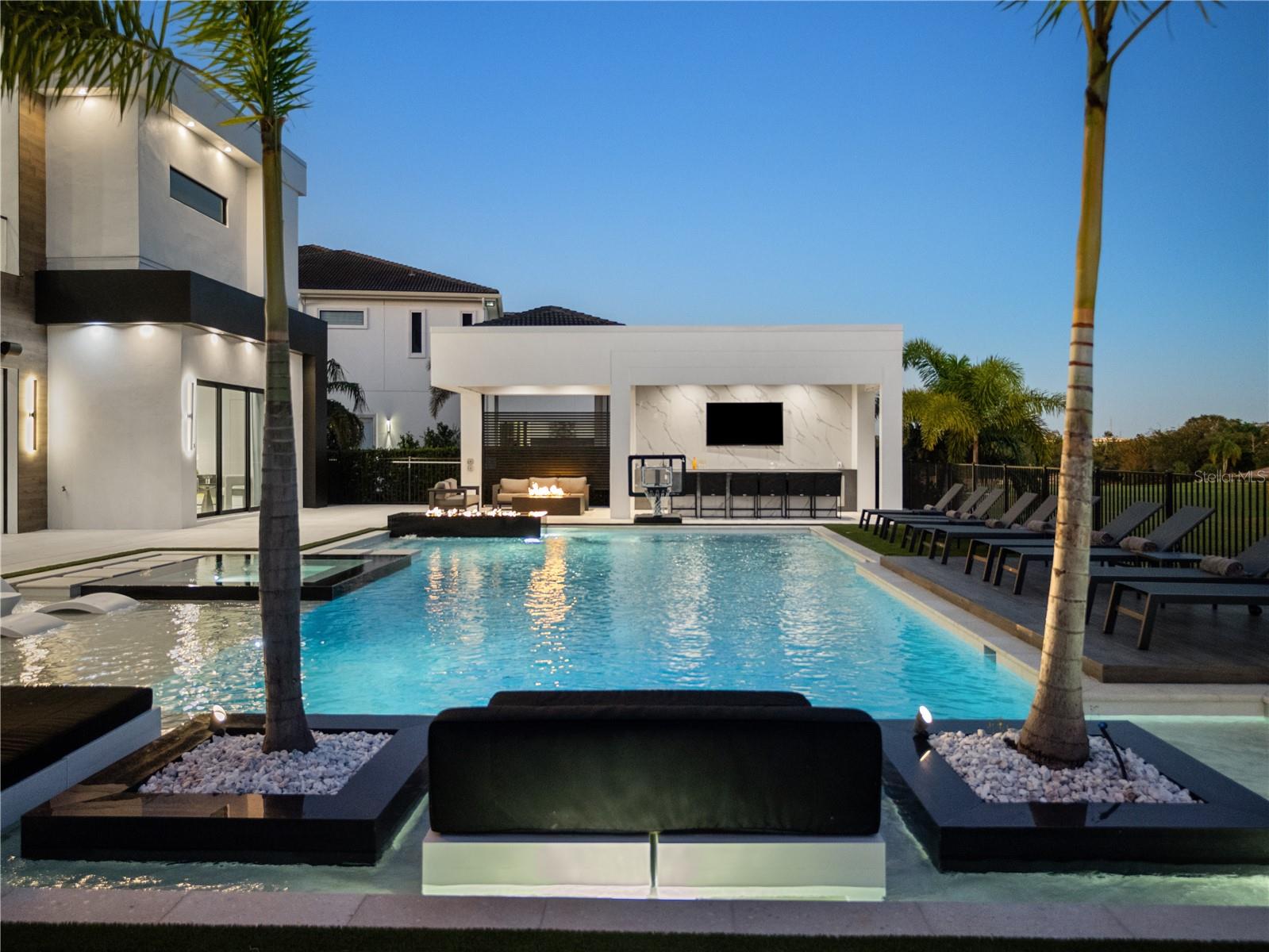 REUNION WEST VILLAGE NORTH - Residential