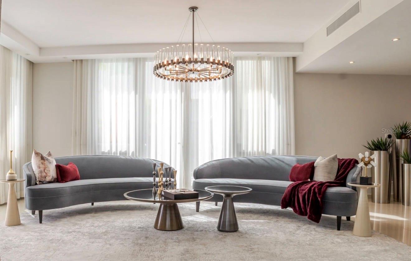 SENDEROS DE MONTEHIEDRA - Residential