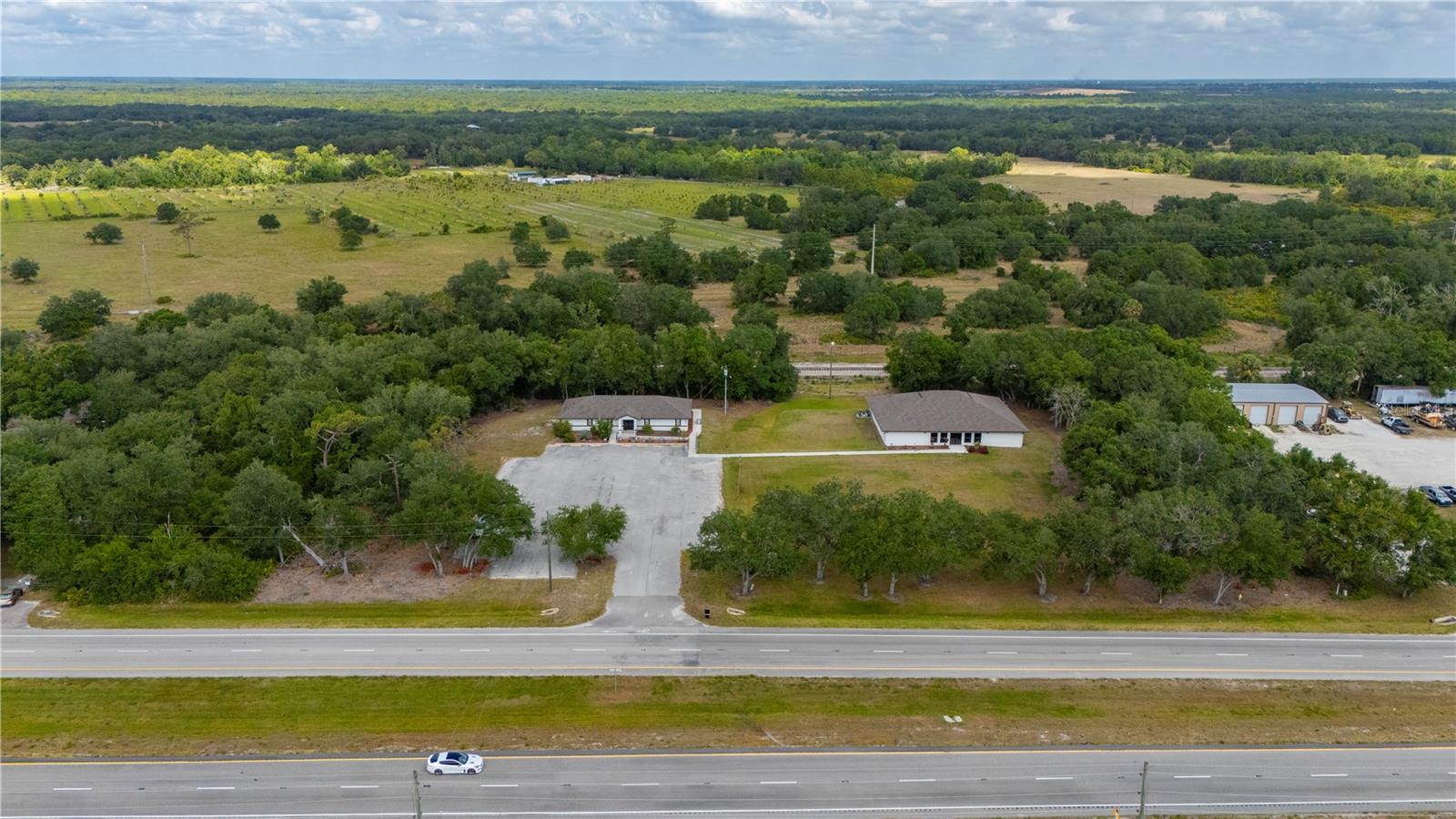 5241 SW HIGHWAY 17