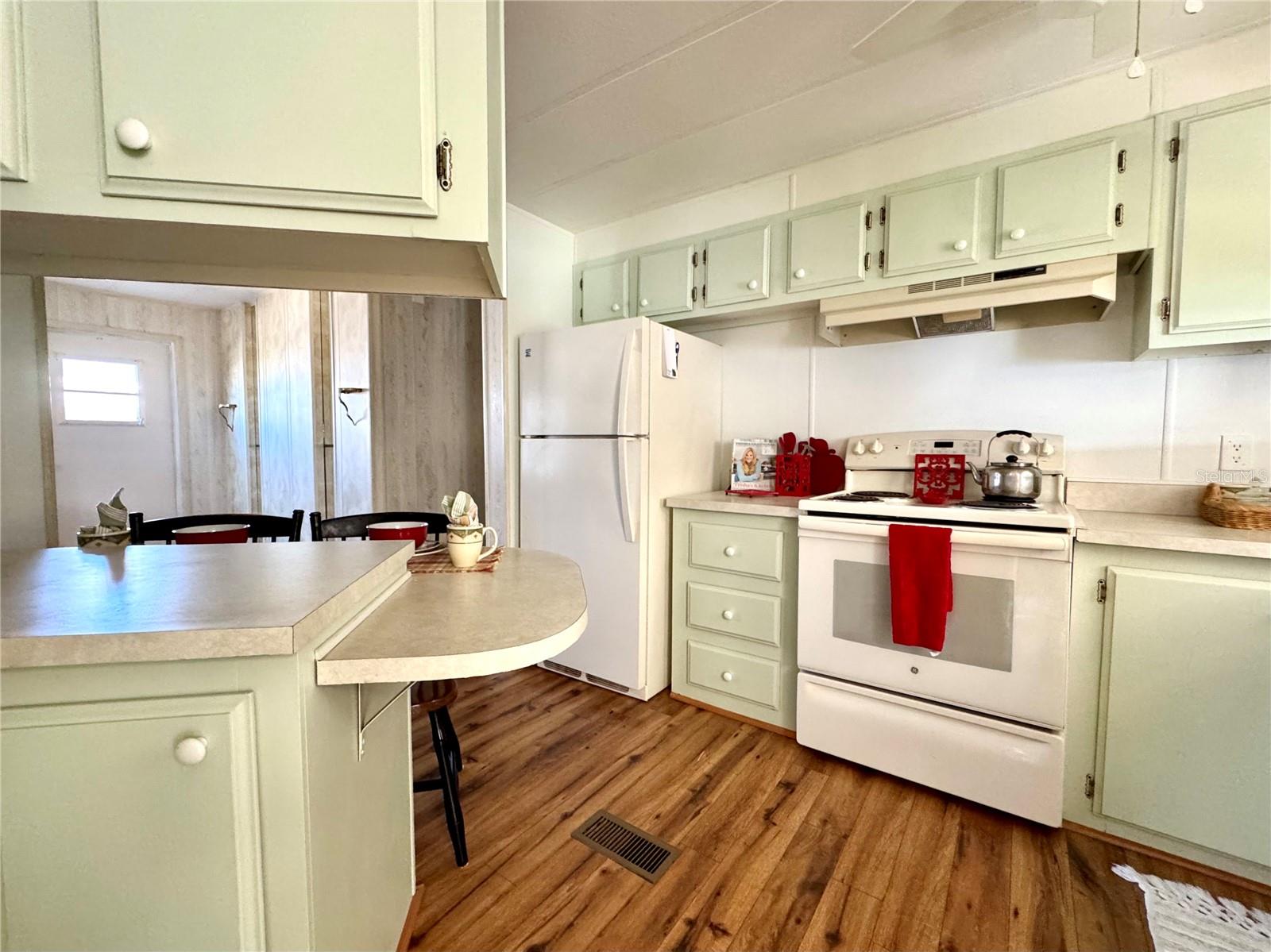 LEISURE LAKE MOBILE HOME PARK CO-OP - Residential